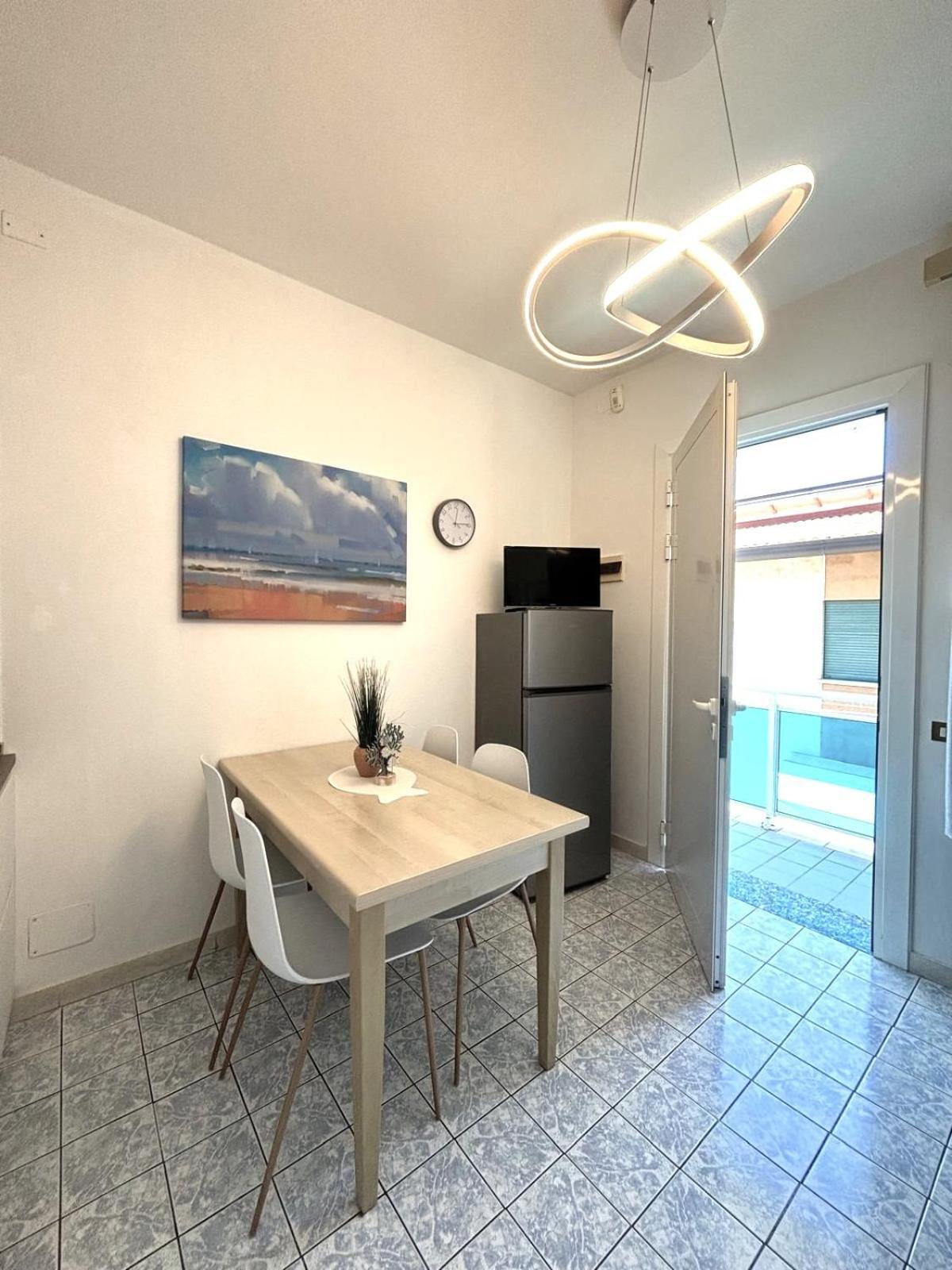 Bilocali Casa De Lazzari - Piazza Brescia - Adria Holiday Jesolo - Family Apartments Zewnętrze zdjęcie
